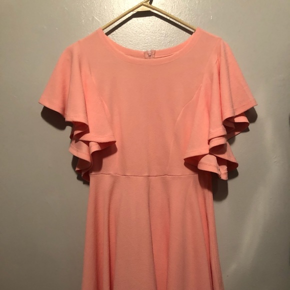 Pink dress flowy sleeves - Picture 1 of 1